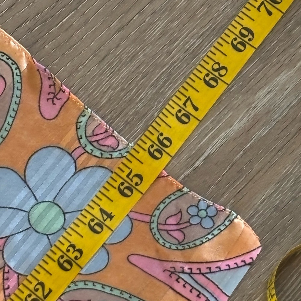 Vintage Sheer Paisley Scarf in Peach with Pastel Accents - Picture 4 of 5